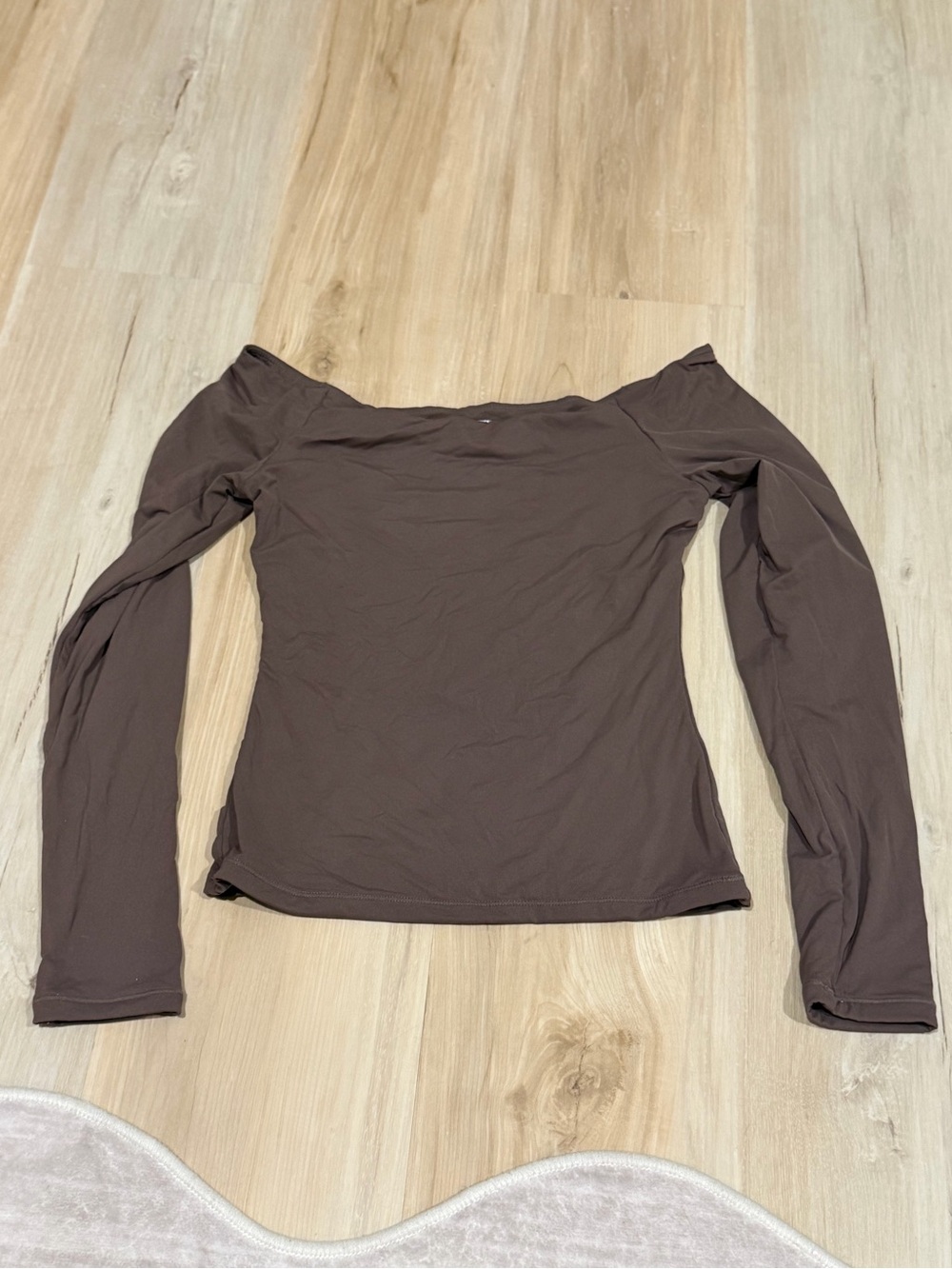 Women’s Off-Shoulder Long Sleeve Top - Brown